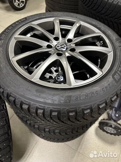 Колеса VW Multivan R18 зимние шипованные новые
