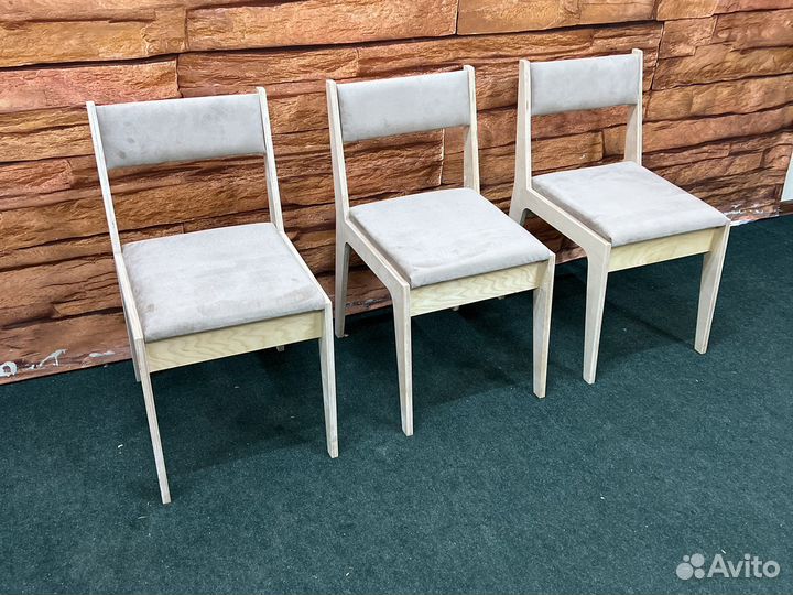 Стулья для столовой и кафе
