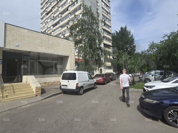 Сдам торговое помещение, 183.1 м²