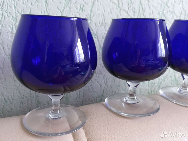 Бокалы синие