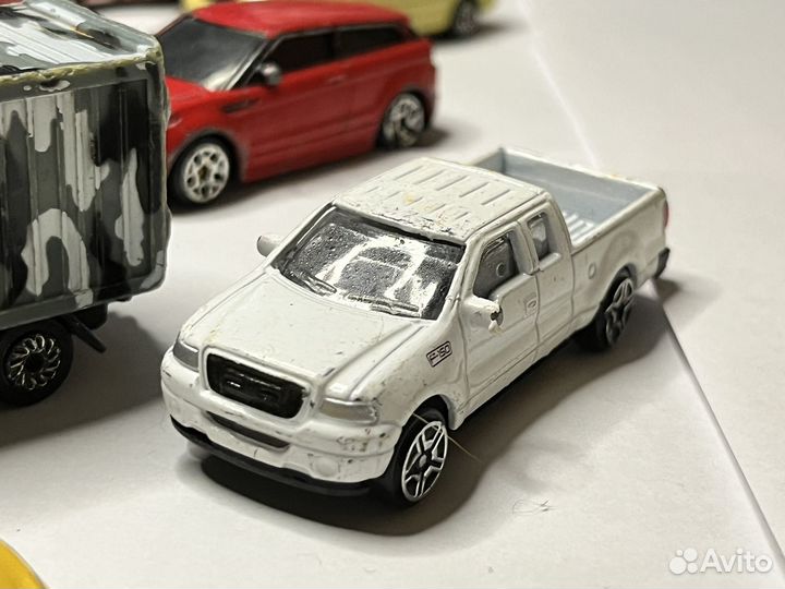 Игрушечные машинки (welly, rmz city). Маштаб: 1:60