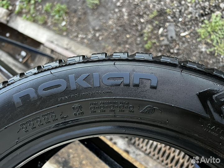 Nokian Tyres Hakkapeliitta 8 205/55 R16 94T