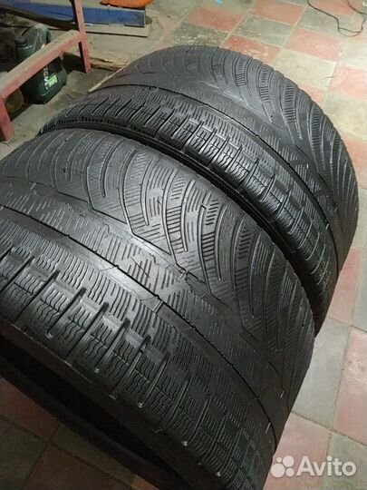 Michelin Pilot Alpin 285/30 R20