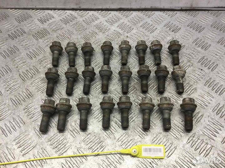 Болт колесный Mercedes Sprinter 651955 651956