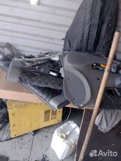 Обшивки дверей hyundai accent