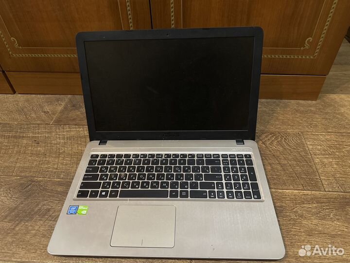 Ноутбук asus