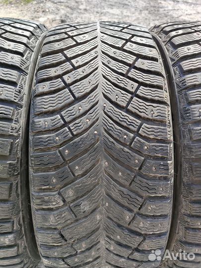 Michelin X-Ice North 4 225/45 R18 95T