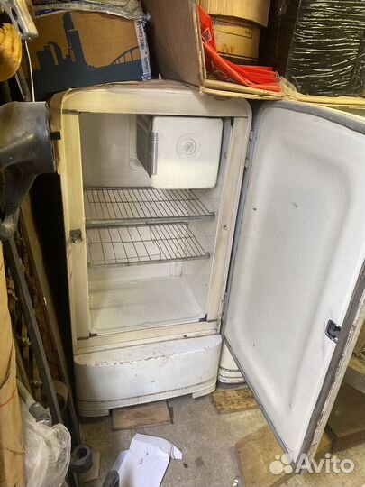 Холодильник ЗИЛ