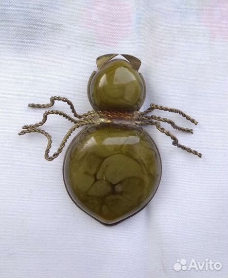 Брошка СССР янтарь