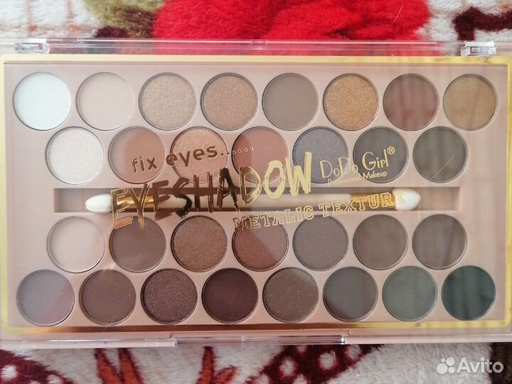 Тени для век