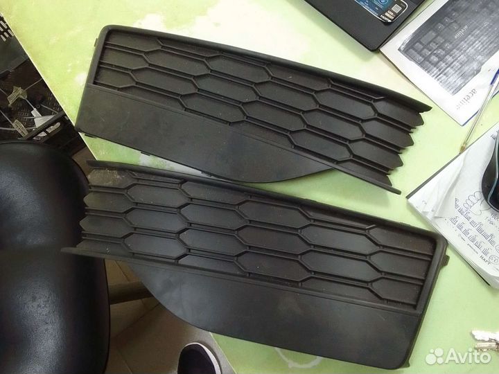 Заглушка птф на бампер Skoda Rapid правая