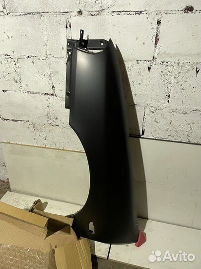 Крыло переднее левое Nissan Almera N15