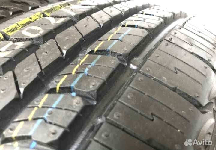 Kumho Road Venture APT KL51 215/70 R15 98N
