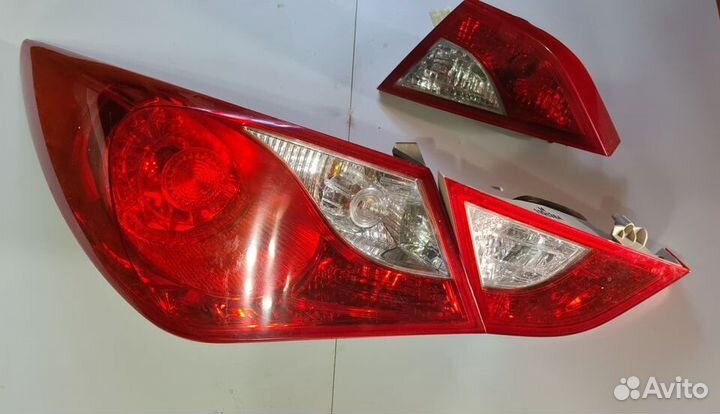 Задний фонарь правый левый Sonata YF