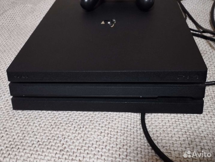 Sony PS4 pro 1tb