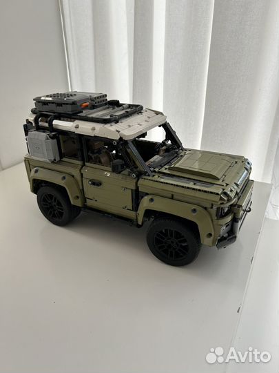 Lego technic 42110 land rover defender