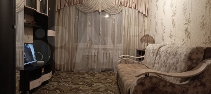 2-к. квартира, 54 м², 3/5 эт.