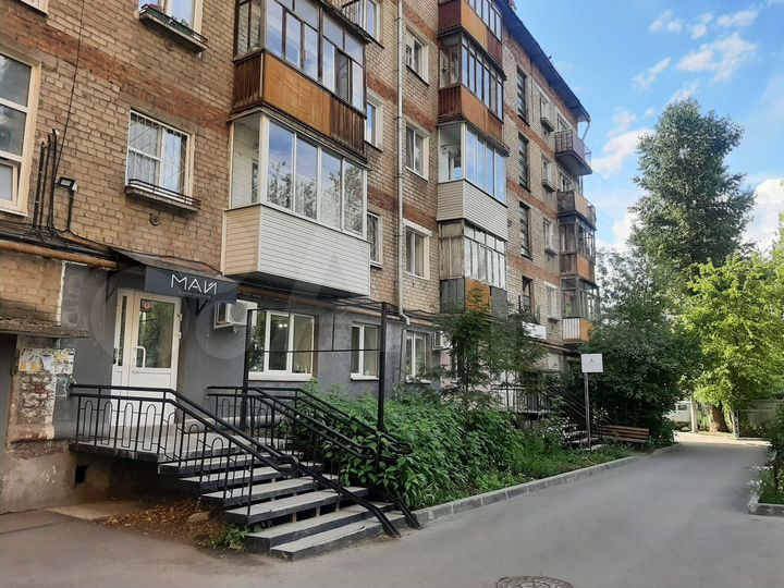 Центр, помещение с арендаторами, 1 эт, 60м2