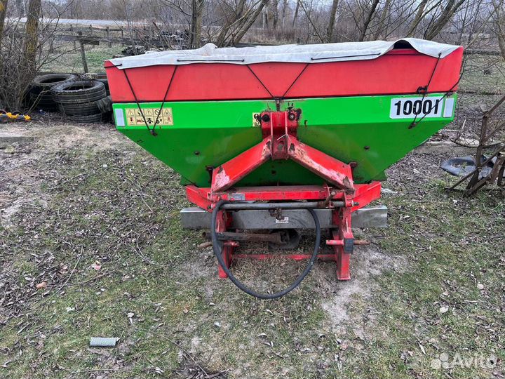 Сеялка зерновая, бочки, плуг, лейка, культиватор