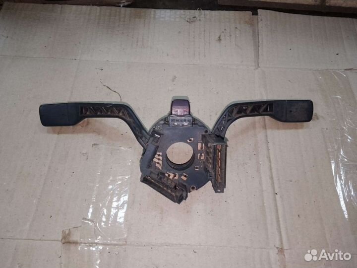 Подрулевой переключатель Volkswagen Passat B3