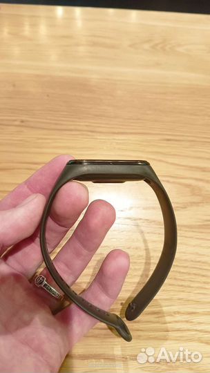 Часы xiaomi mi band 4