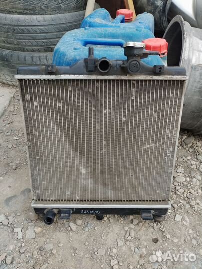 Радиатор охлаждения kia picanto 1 мкп