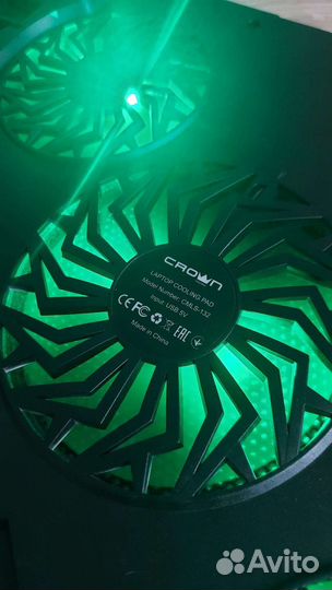 Подставка для ноутбука с активным охлаждением