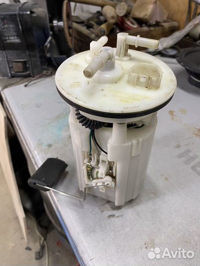 Топливный насос в сборе Hyundai Accent