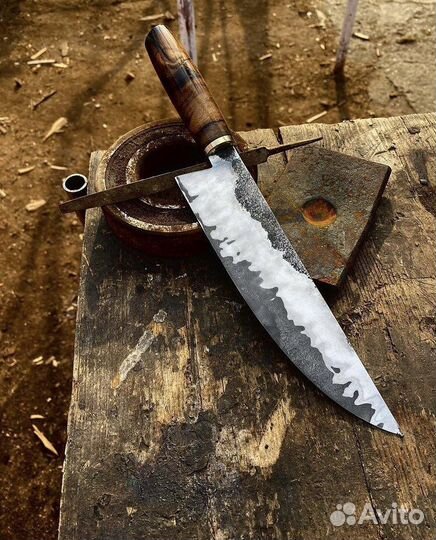 Продам кованый шеф-нож индивидуальный заказ