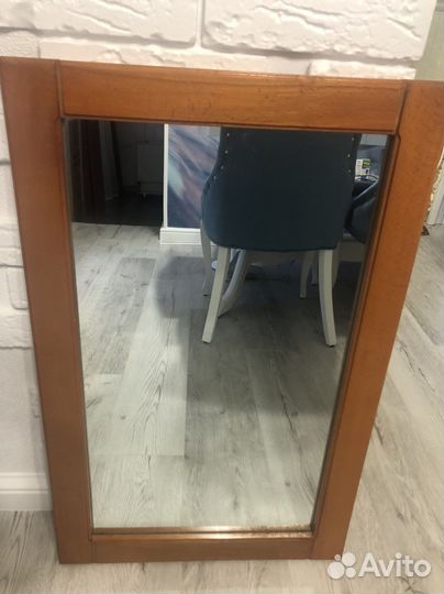 Зеркало настенное