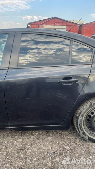 Дверь левая задняя Chevrolet Cruze
