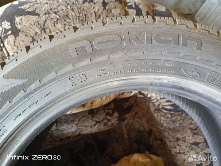 Nokian Tyres Hakkapeliitta R SUV 235/55 R19 33C