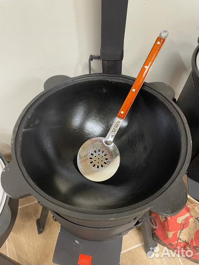 Казан чугунный (Узбекистан)