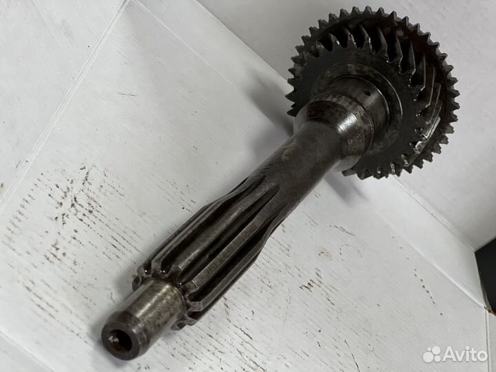 Вал первичный УАЗ 452 на 4-х ступ. кпп