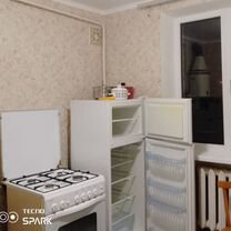 2-к. квартира, 40 м², 3/3 эт.