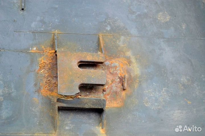 Вставка между кабиной и крылом (локер), задняя пра