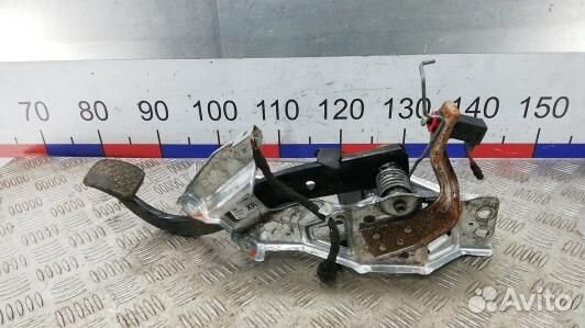 Педаль тормоза opel zafira B (LBE16O201)