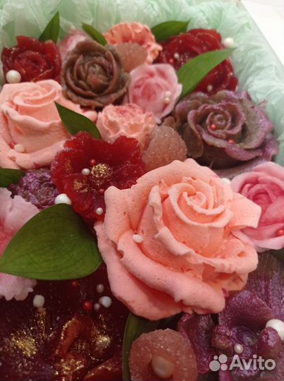 Сладкий подарок девушке