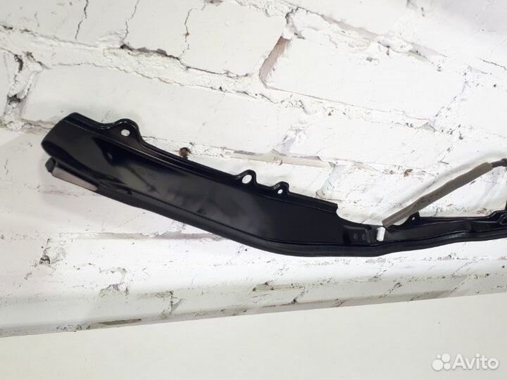 Уплотнитель крышки багажника с датчиком защиты от