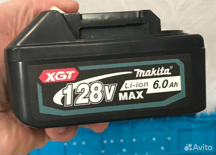 Аккумуляторная болгарка Makita с регулировкой