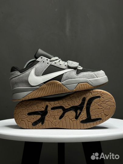 Nike air jordan cut the check