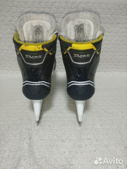 Коньки хоккейные