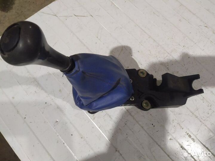 Ручка кпп Ford Focus 1 хэтчбек 1.8 2004