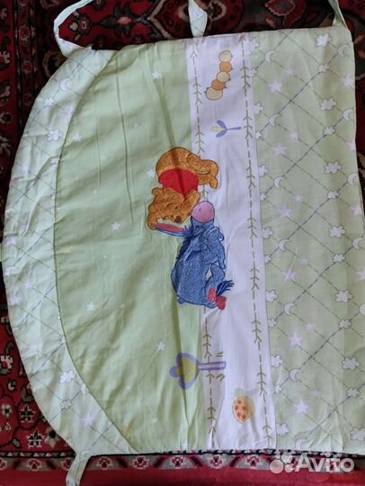 Бамперы на детскую кроватку