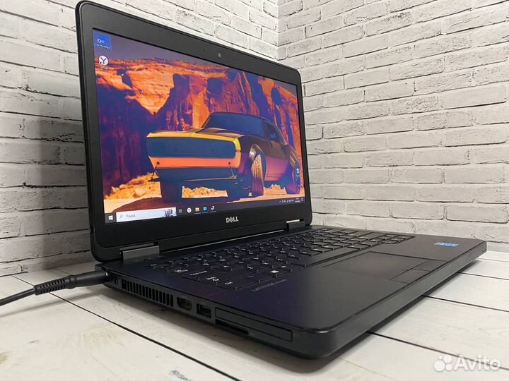 Быстрый ноутбук Dell i5 / SSD+HDD / 8Gb