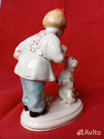 Статуэтка фарфор СССР Девочка с собачкой