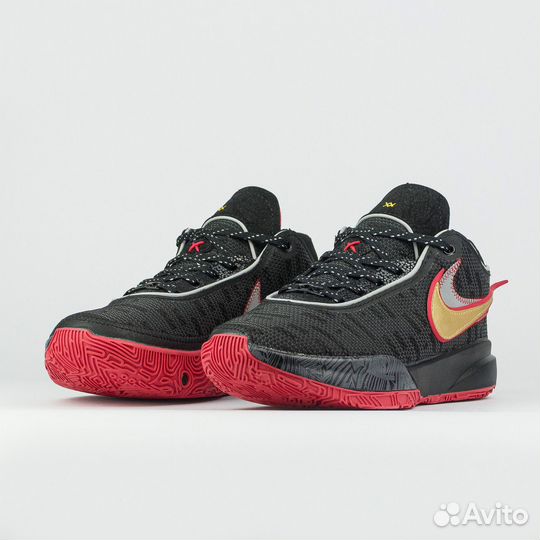 Кроссовки Nike LeBron 20 Bred