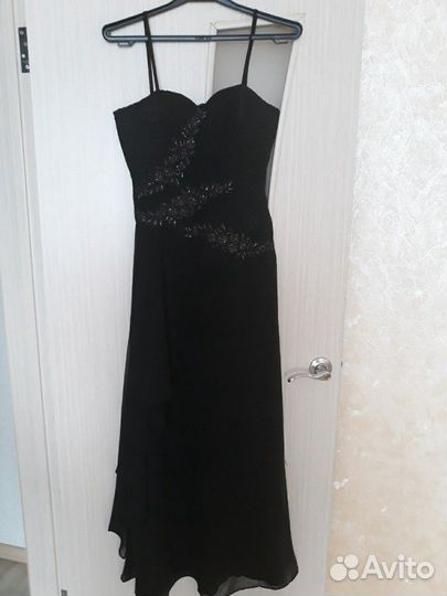 Платье вечернее