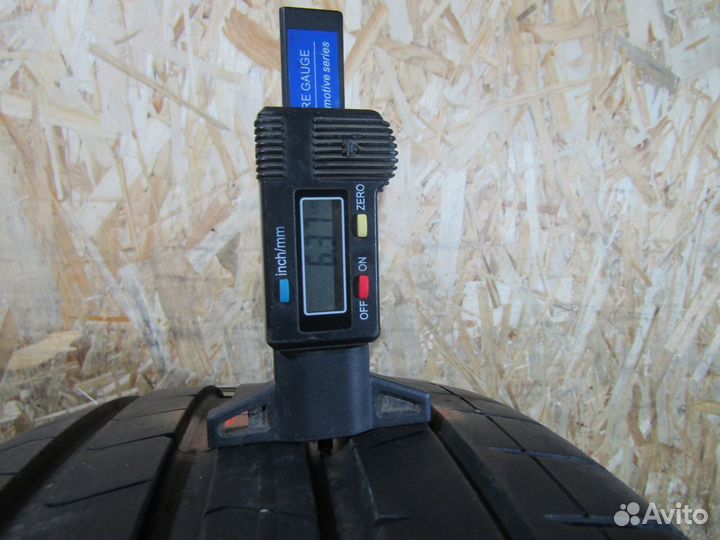 Pirelli P Zero 225/40 R19