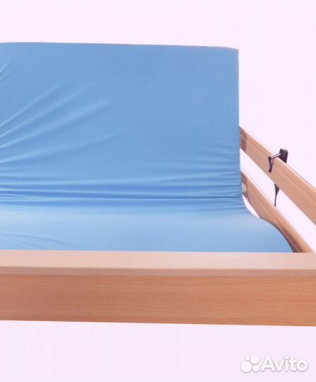 Медицинская кровать для ухода за больными